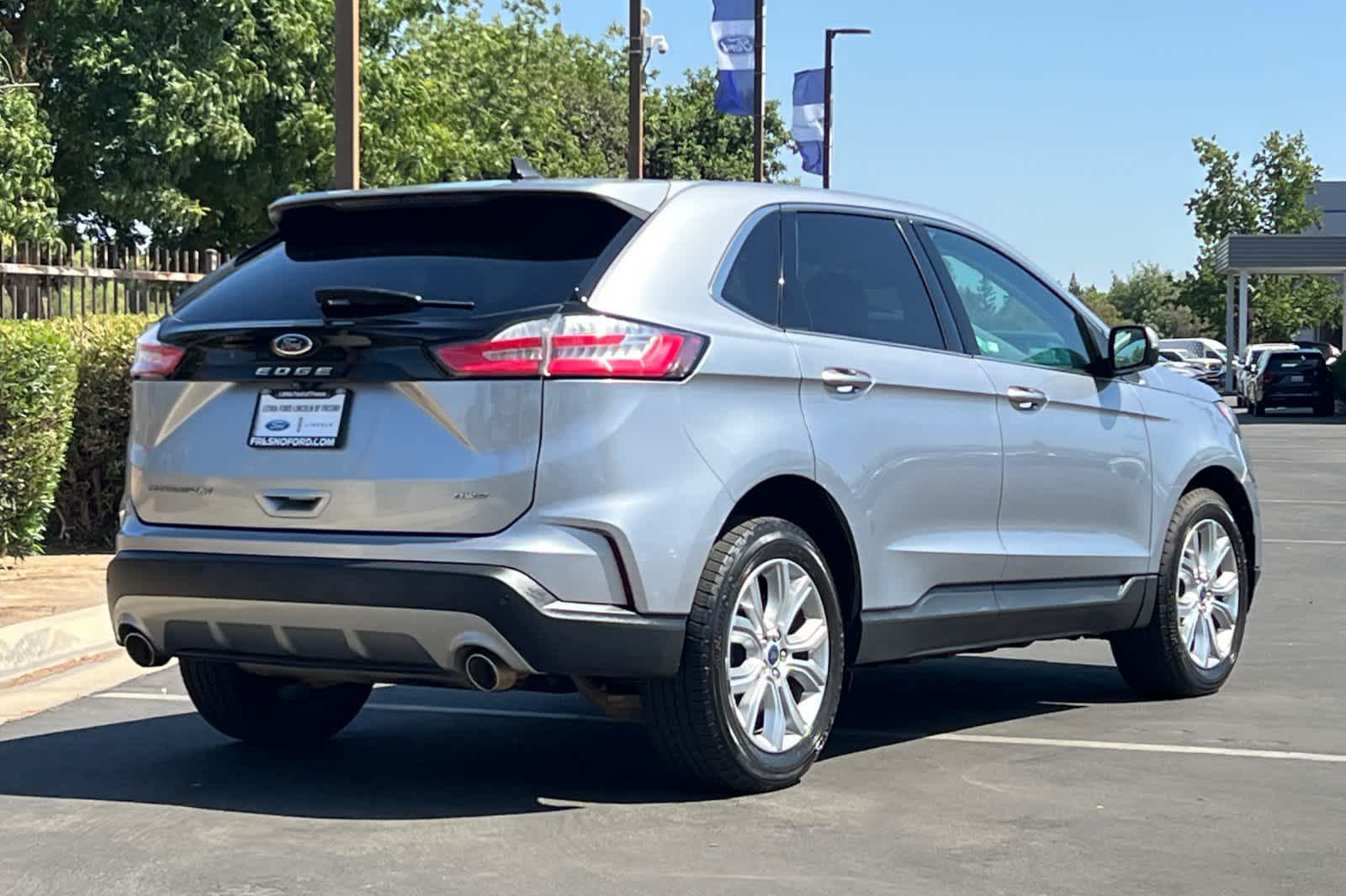 Thumbnail: 2022 Ford Edge - 2