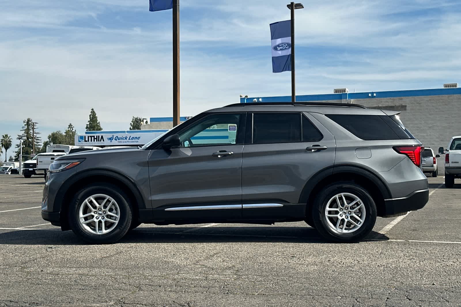 Thumbnail: 2025 Ford Explorer - 6