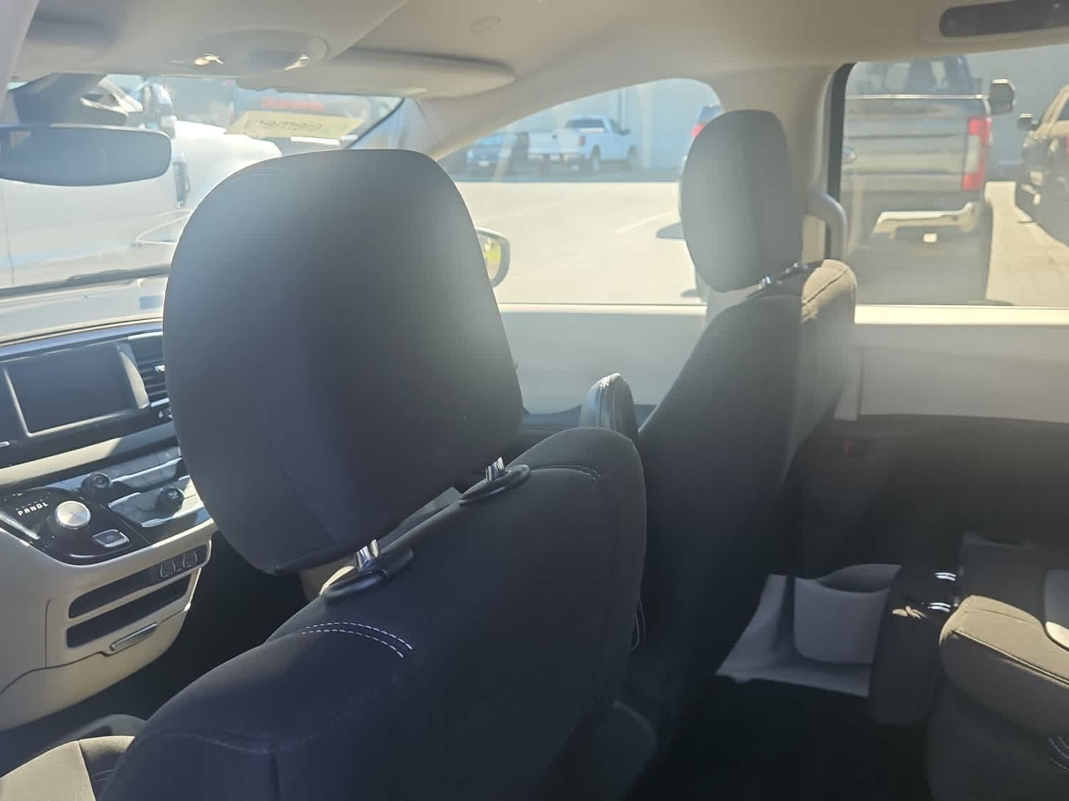 Thumbnail: 2024 Chrysler Voyager - 12