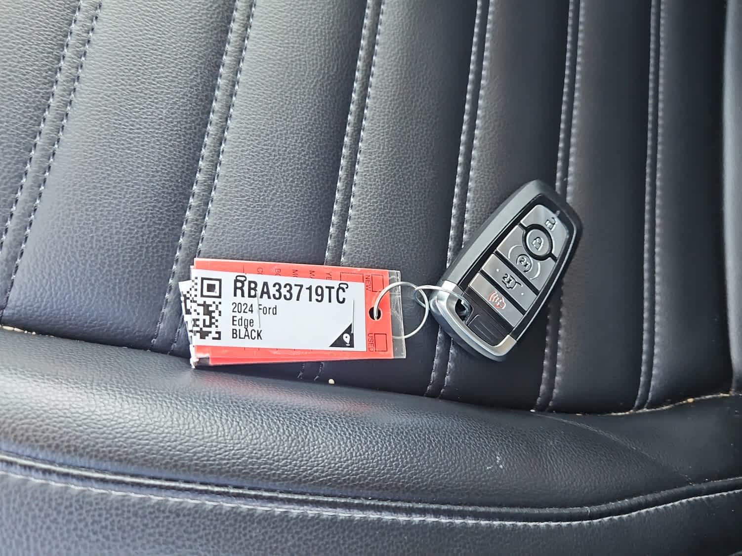 Thumbnail: 2024 Ford Edge - 20