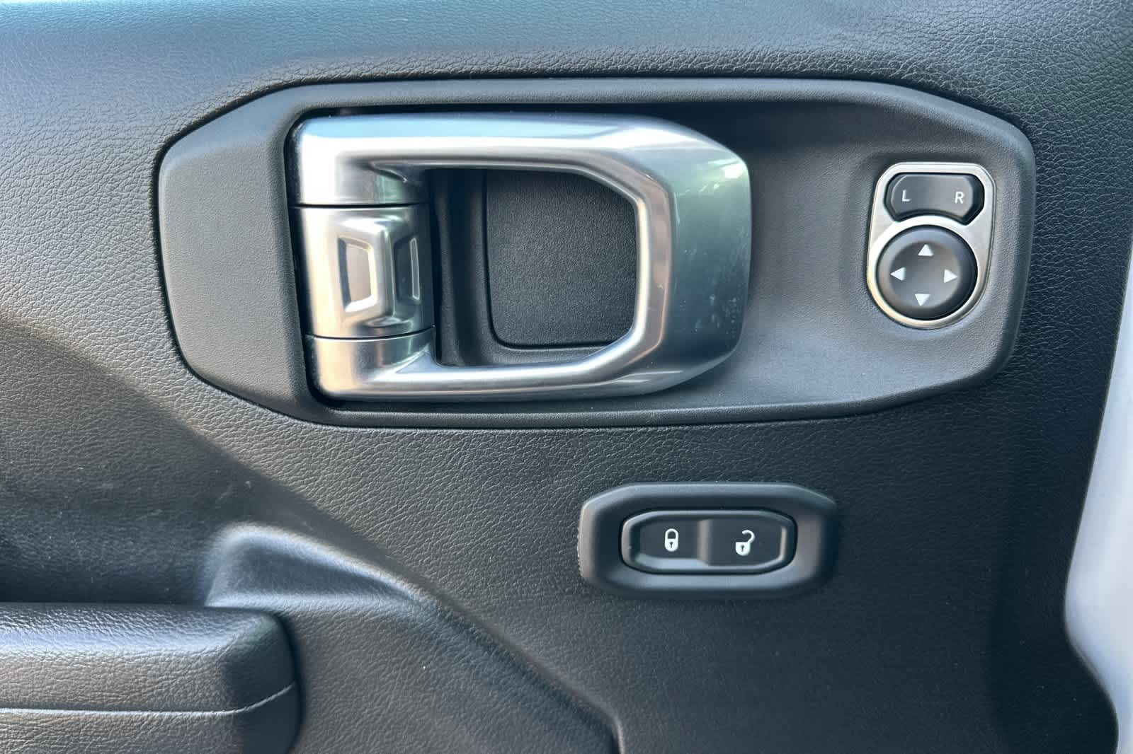 Thumbnail: 2023 Jeep Wrangler - 12