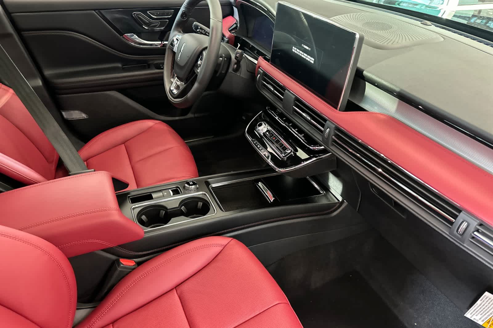 Thumbnail: 2026 Lincoln Corsair - 17