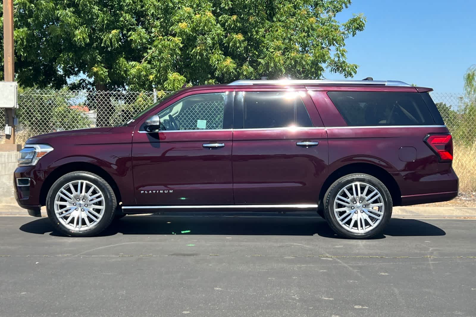 Thumbnail: 2023 Ford Expedition MAX - 6