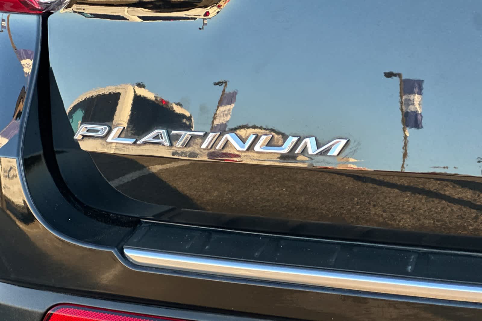 Thumbnail: 2023 Ford Explorer - 30