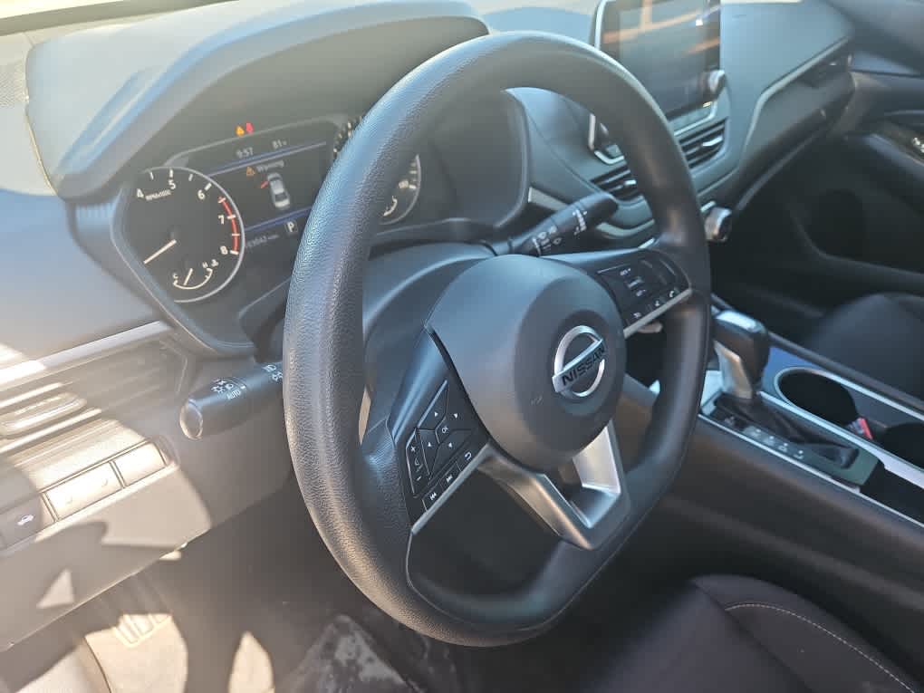 Used 2021 Nissan Altima SV with VIN 1N4BL4DV0MN360512 for sale in Fresno, CA