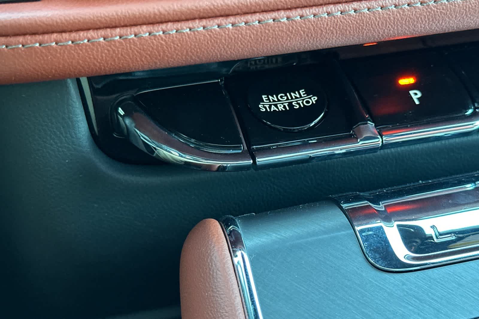 Thumbnail: 2026 Lincoln Aviator - 25