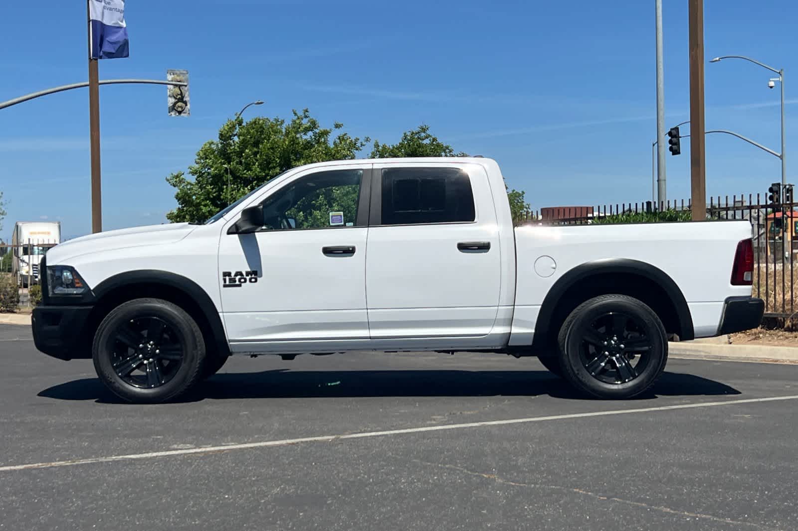 Thumbnail: 2024 RAM 1500 Classic - 6