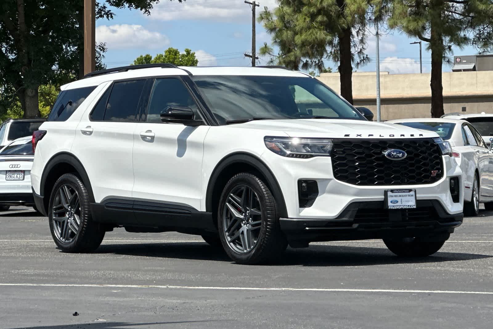Thumbnail: 2025 Ford Explorer - 10