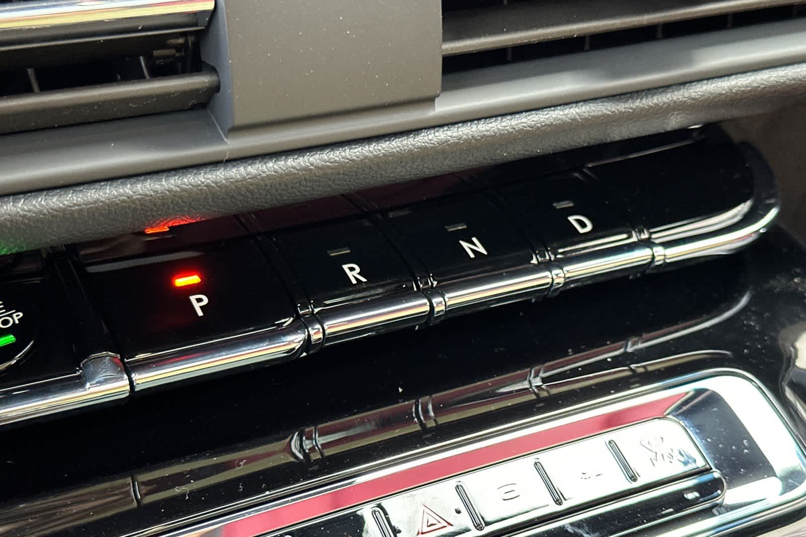 Thumbnail: 2026 Lincoln Corsair - 23