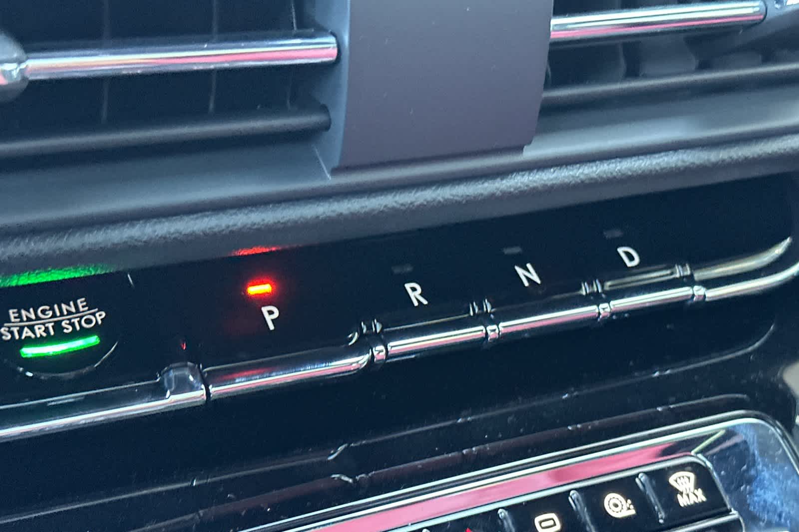 Thumbnail: 2025 Lincoln Corsair - 23