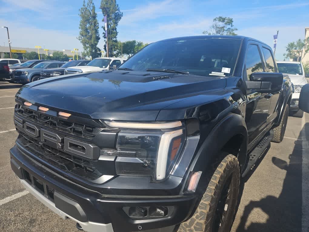 2025 Ford F-150 Raptor 4x4 SuperCrew 5-1/2 Box's photo
