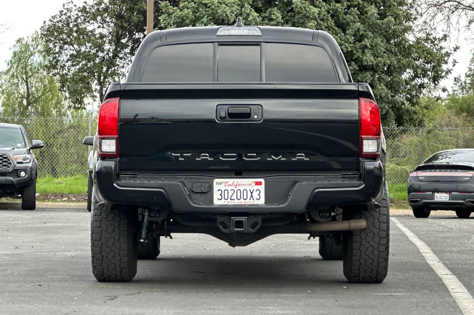 Thumbnail: 2022 Toyota Tacoma - 7