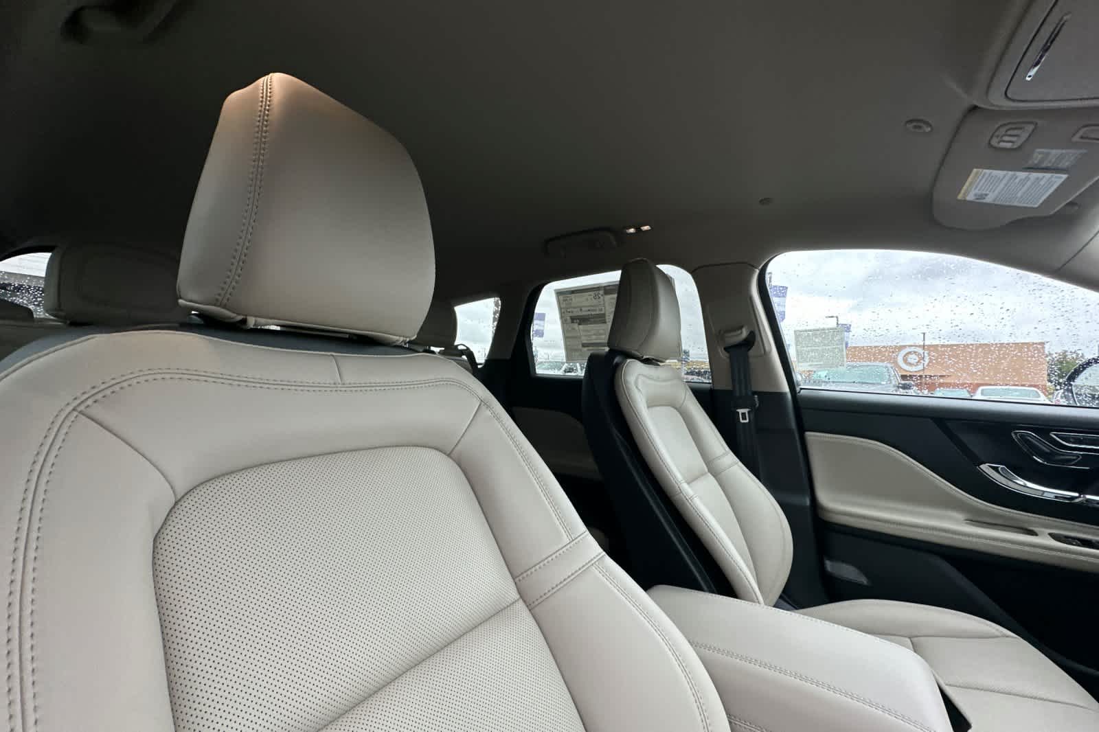 Thumbnail: 2025 Lincoln Corsair - 18