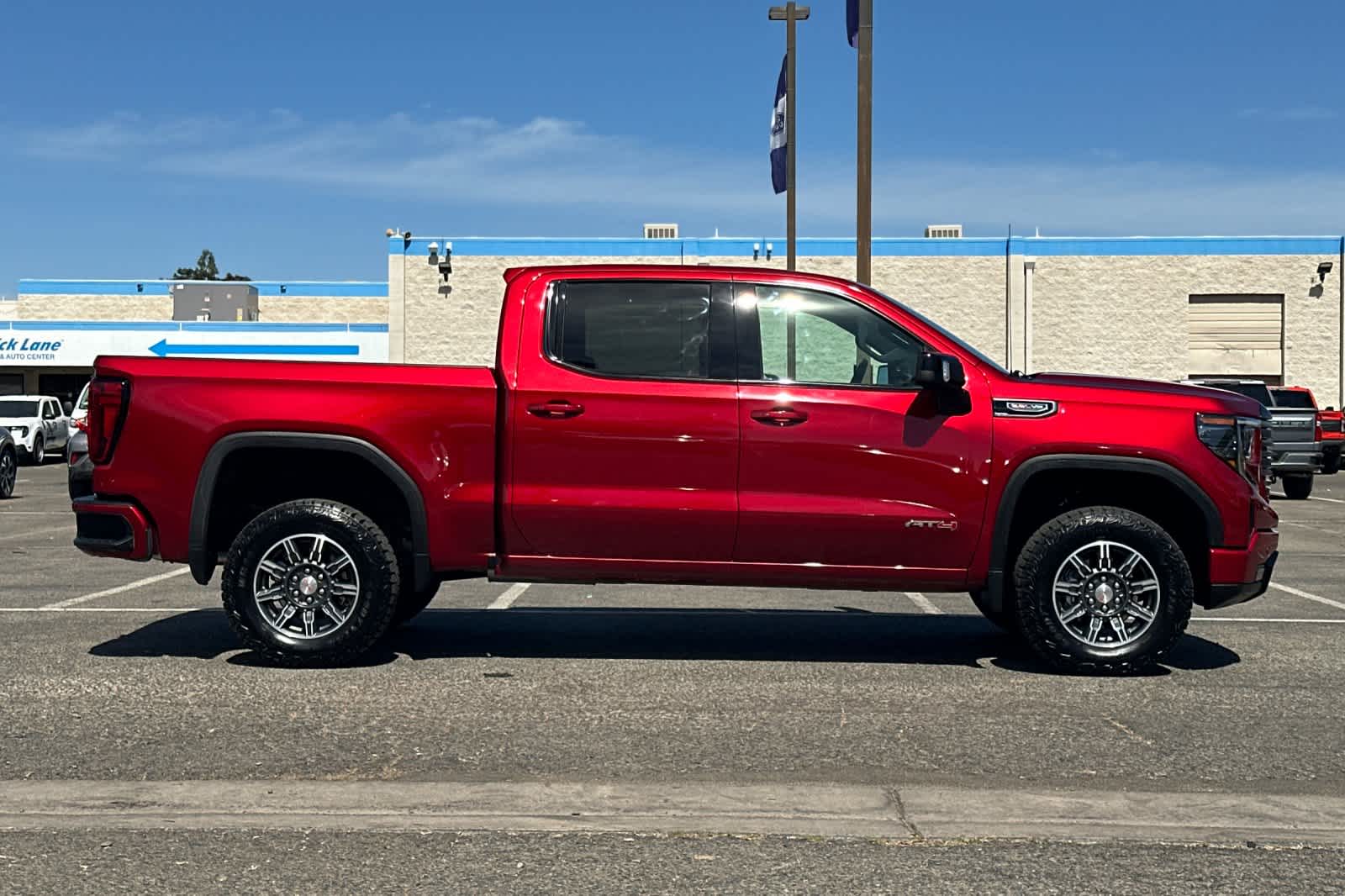Thumbnail: 2026 GMC Sierra 1500 - 9