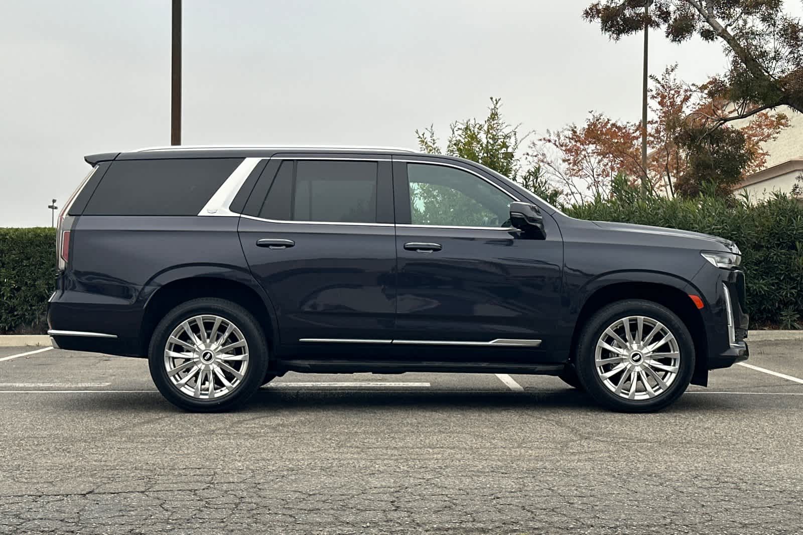 Thumbnail: 2022 Cadillac Escalade - 9