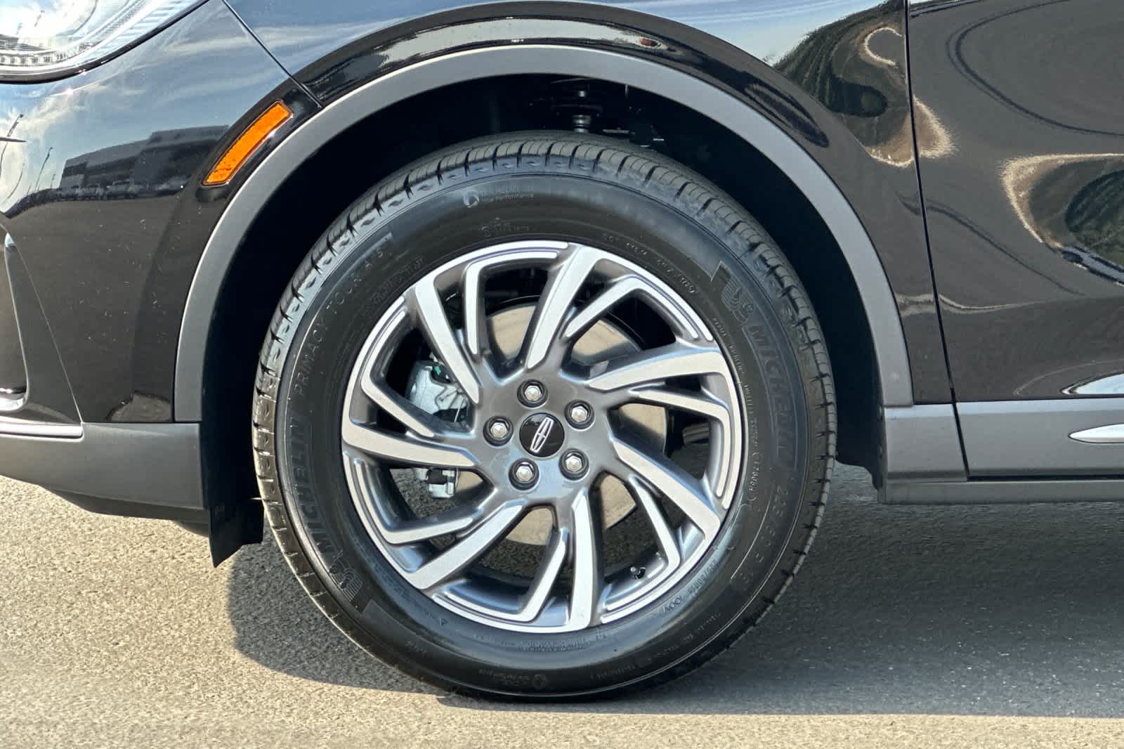 Thumbnail: 2025 Lincoln Corsair - 26