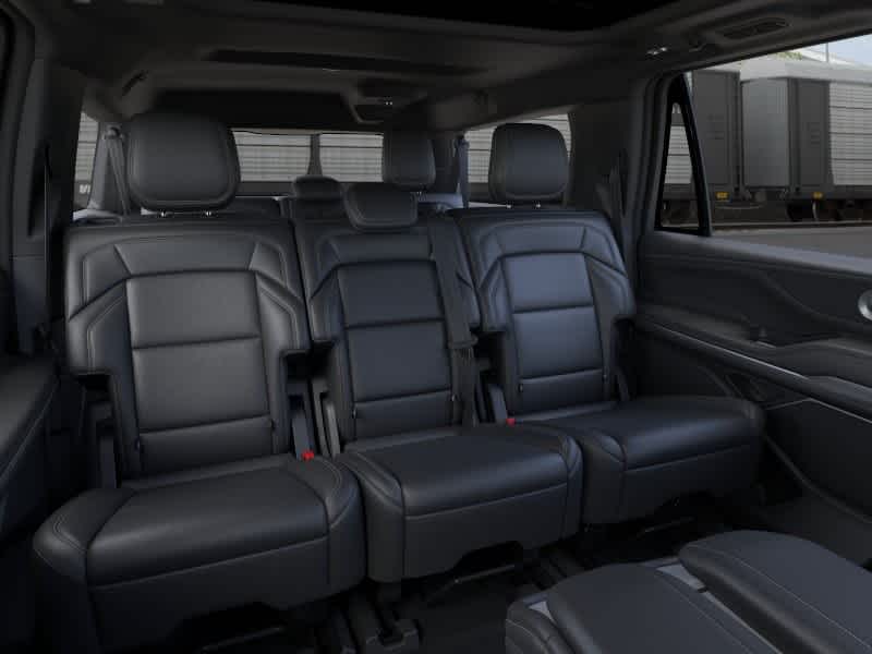 Thumbnail: 2026 Lincoln Navigator L - 12