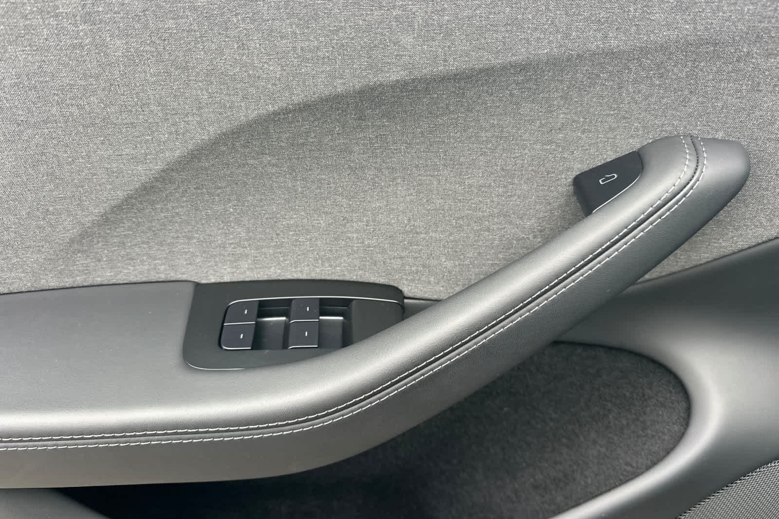 Thumbnail: 2025 Tesla Model 3 - 12