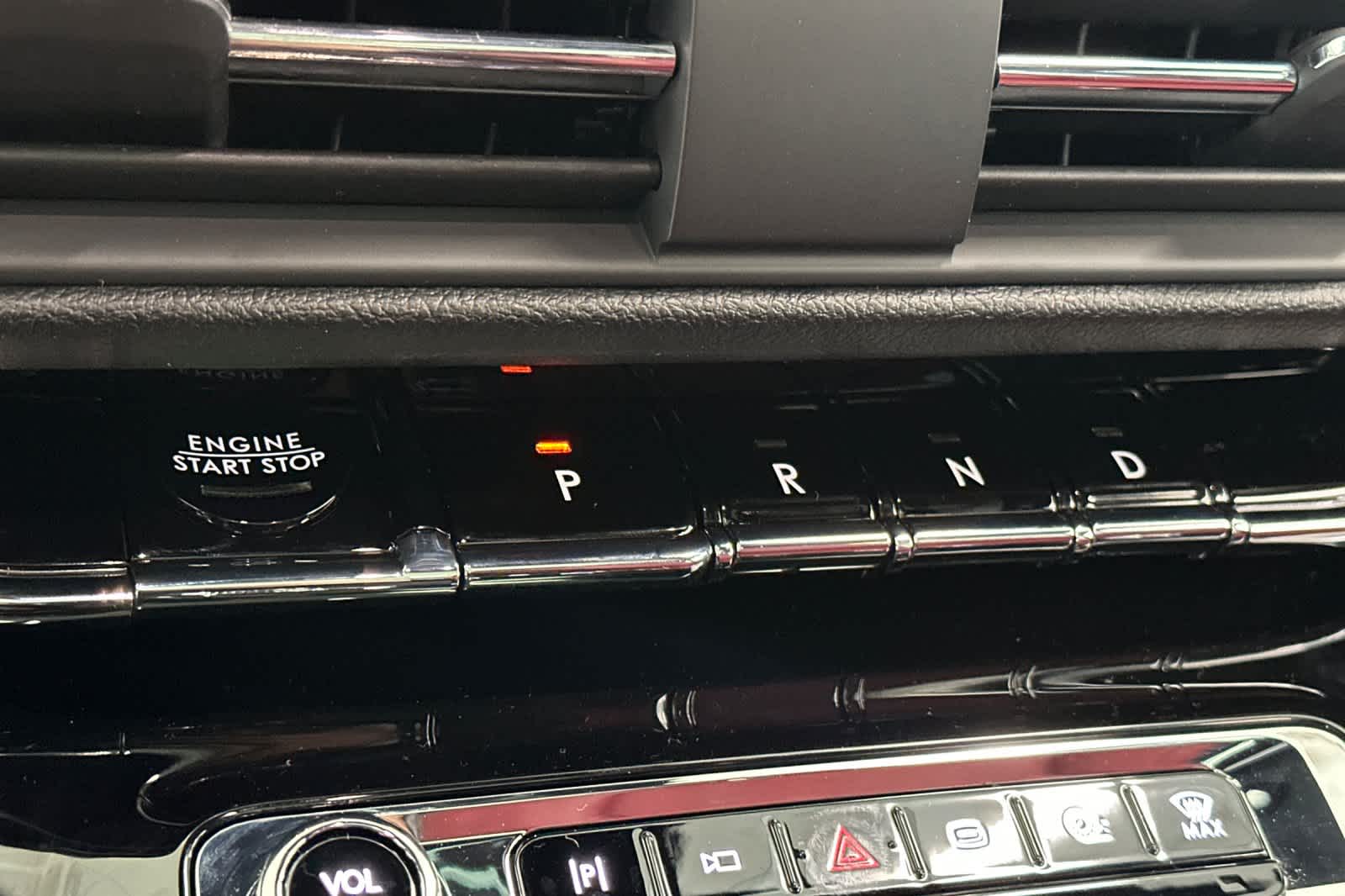 Thumbnail: 2026 Lincoln Corsair - 22