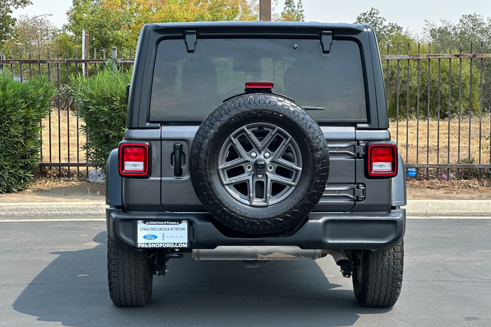 Thumbnail: 2024 Jeep Wrangler - 7