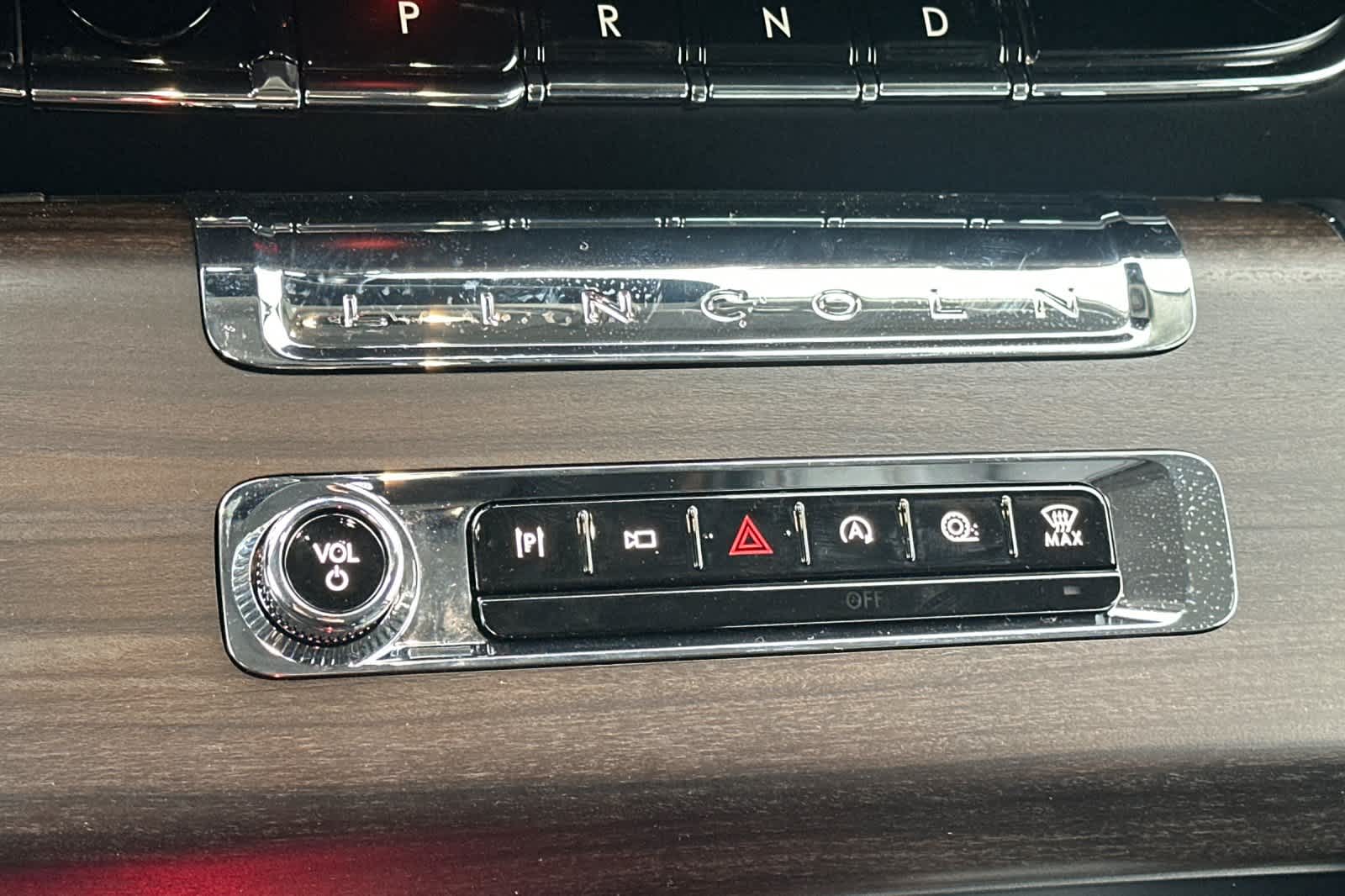 Thumbnail: 2026 Lincoln Aviator - 22