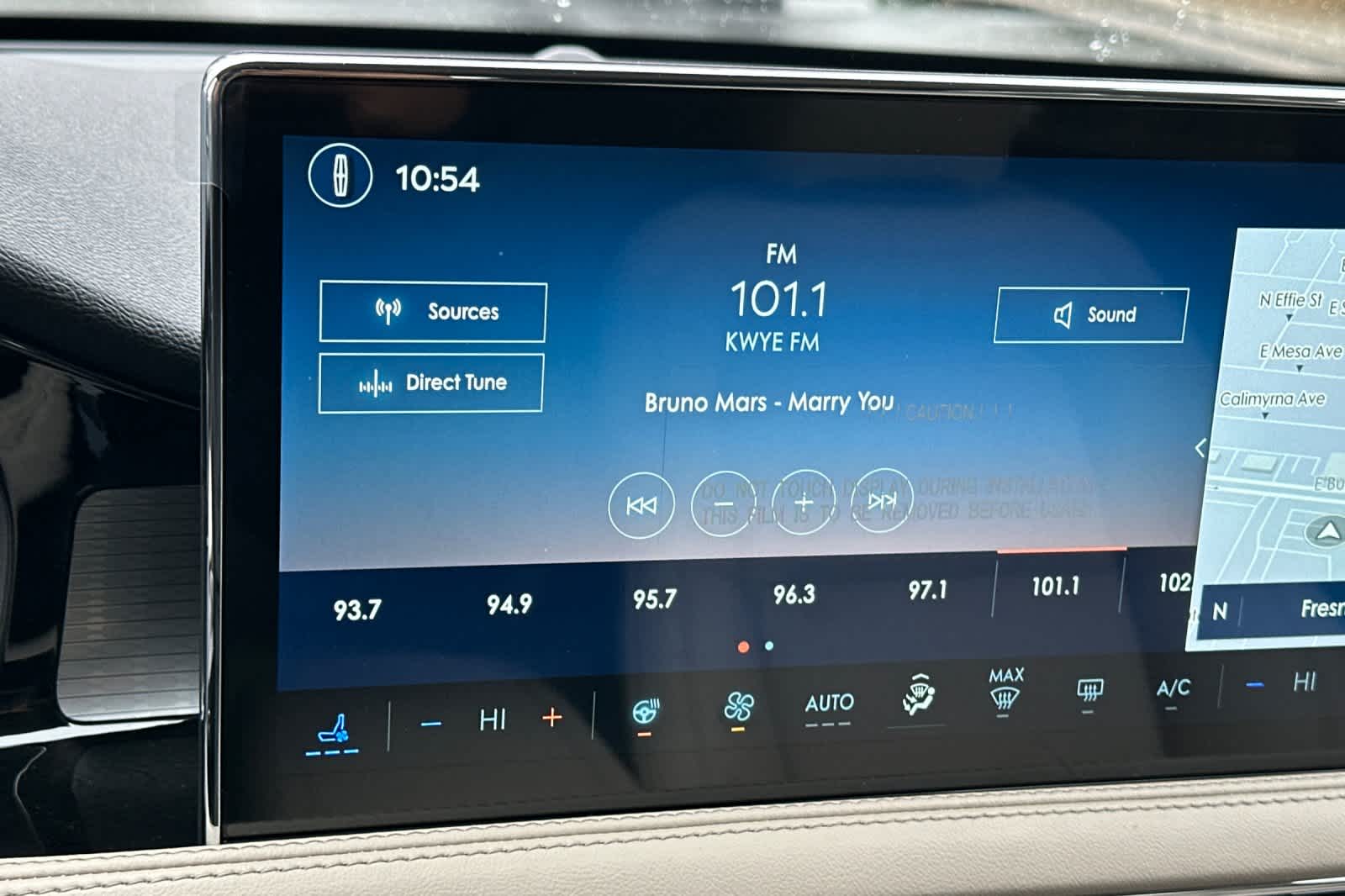 Thumbnail: 2025 Lincoln Corsair - 19