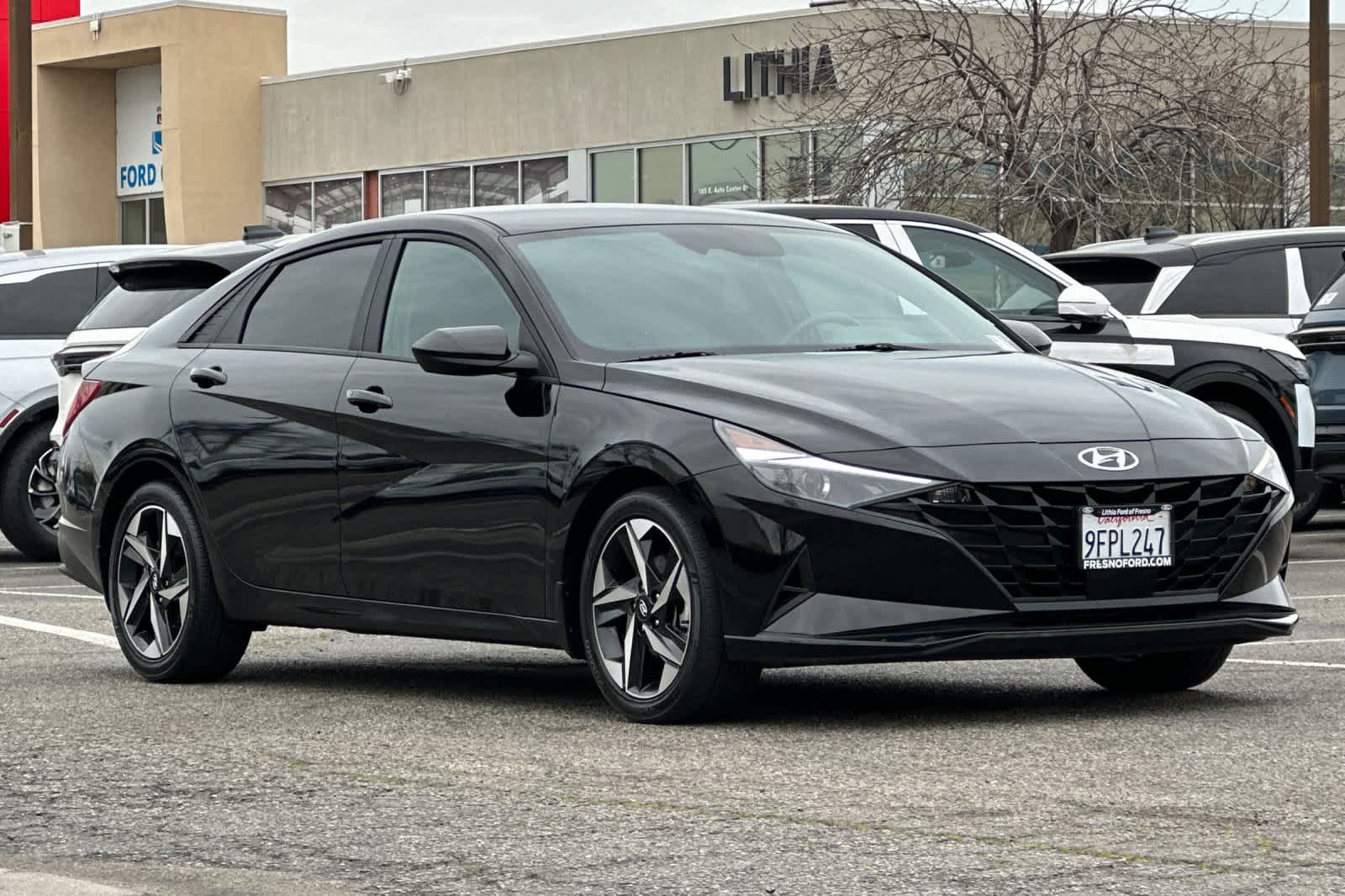 Thumbnail: 2023 Hyundai Elantra - 10