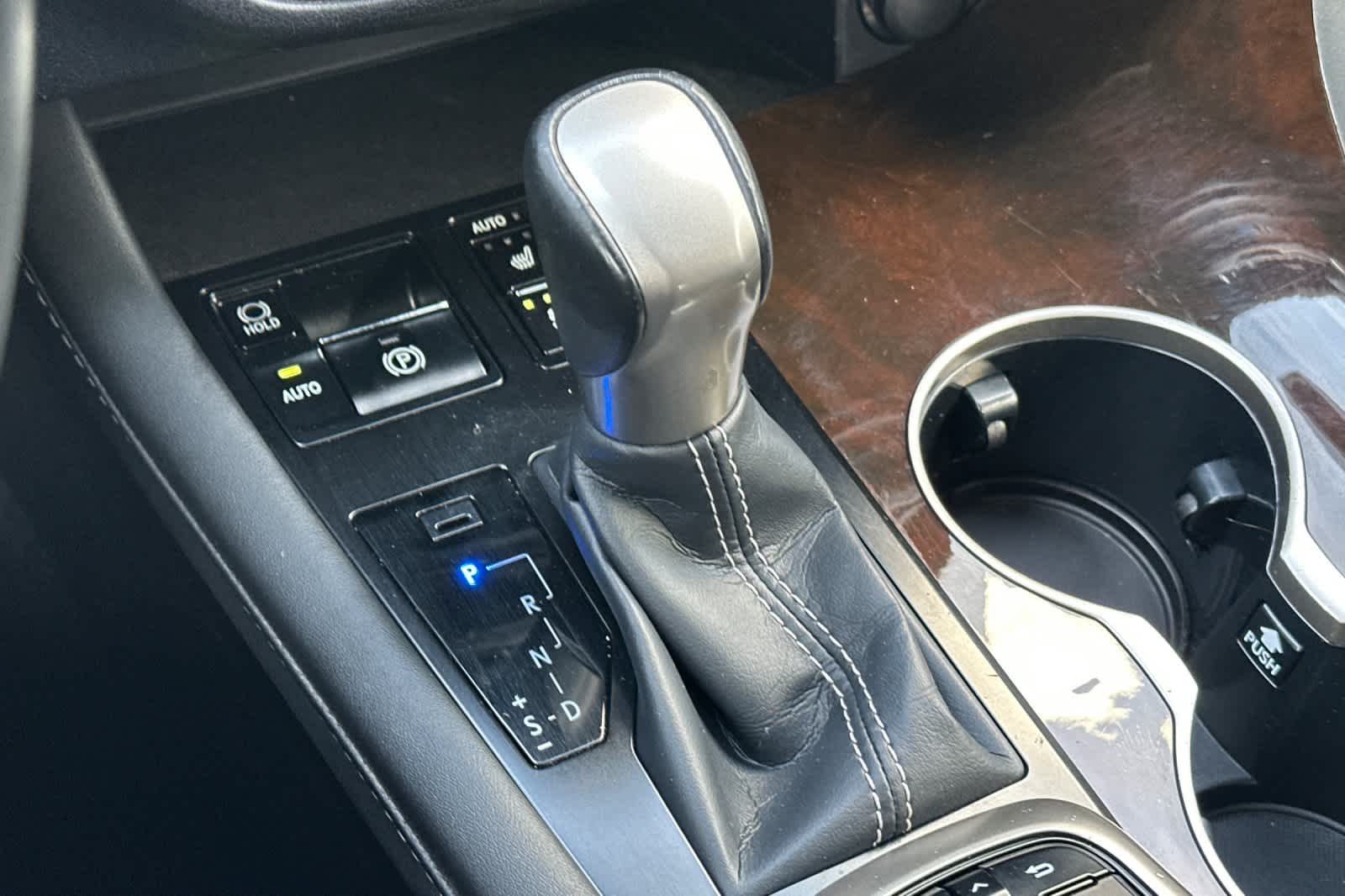 Thumbnail: 2019 Lexus RX - 21