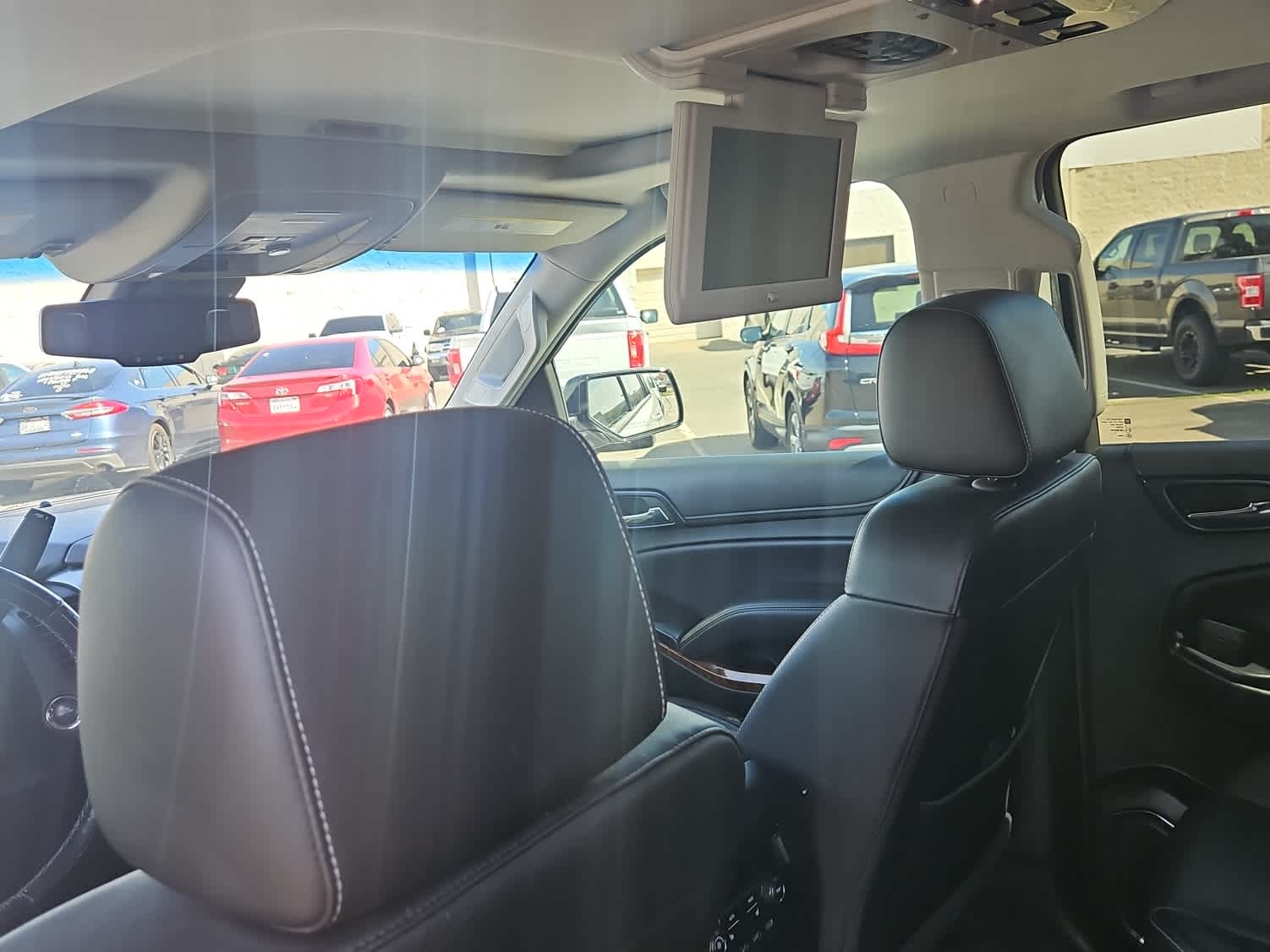 Thumbnail: 2018 Chevrolet Tahoe - 12