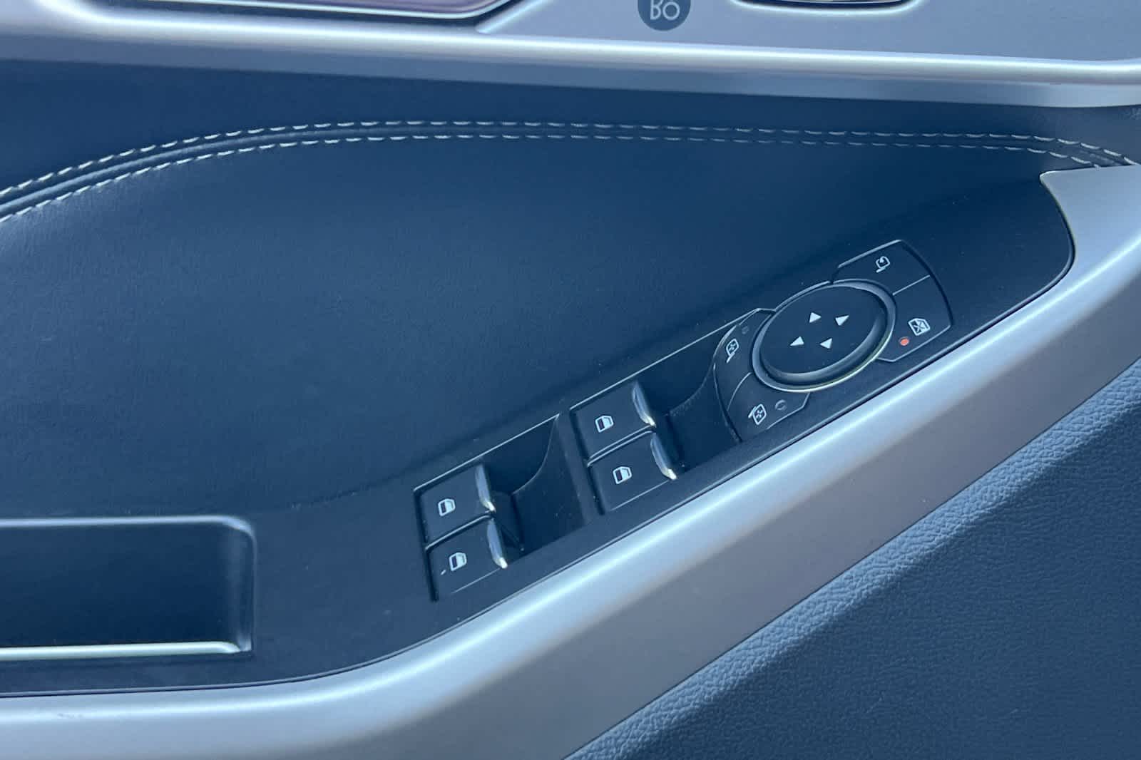 Thumbnail: 2020 Ford Explorer - 13