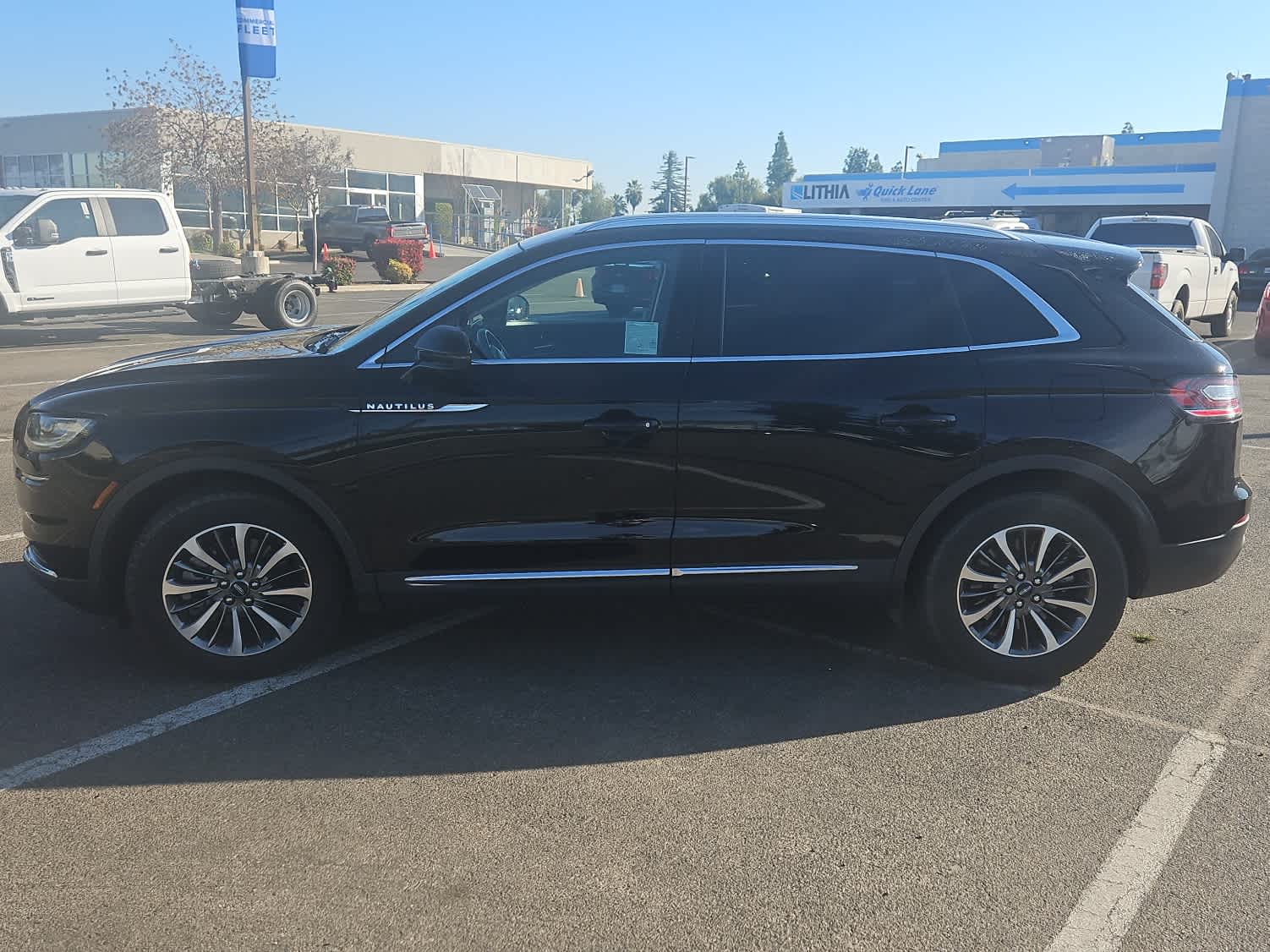Thumbnail: 2023 Lincoln Nautilus - 5