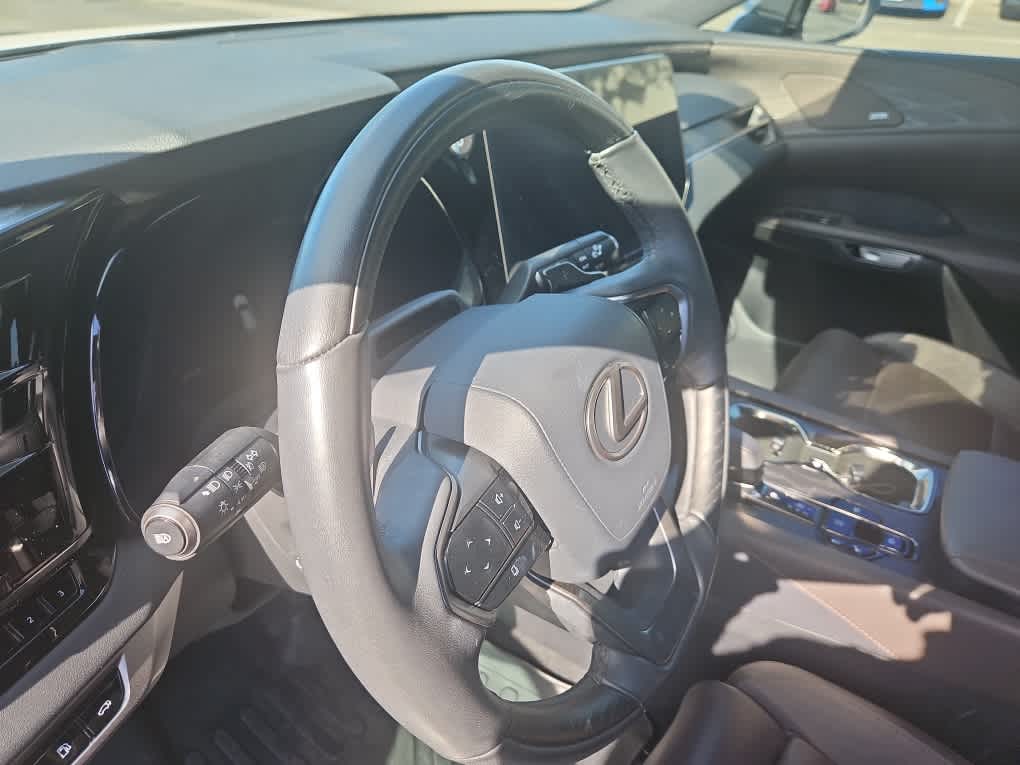 Thumbnail: 2024 Lexus RX - 9