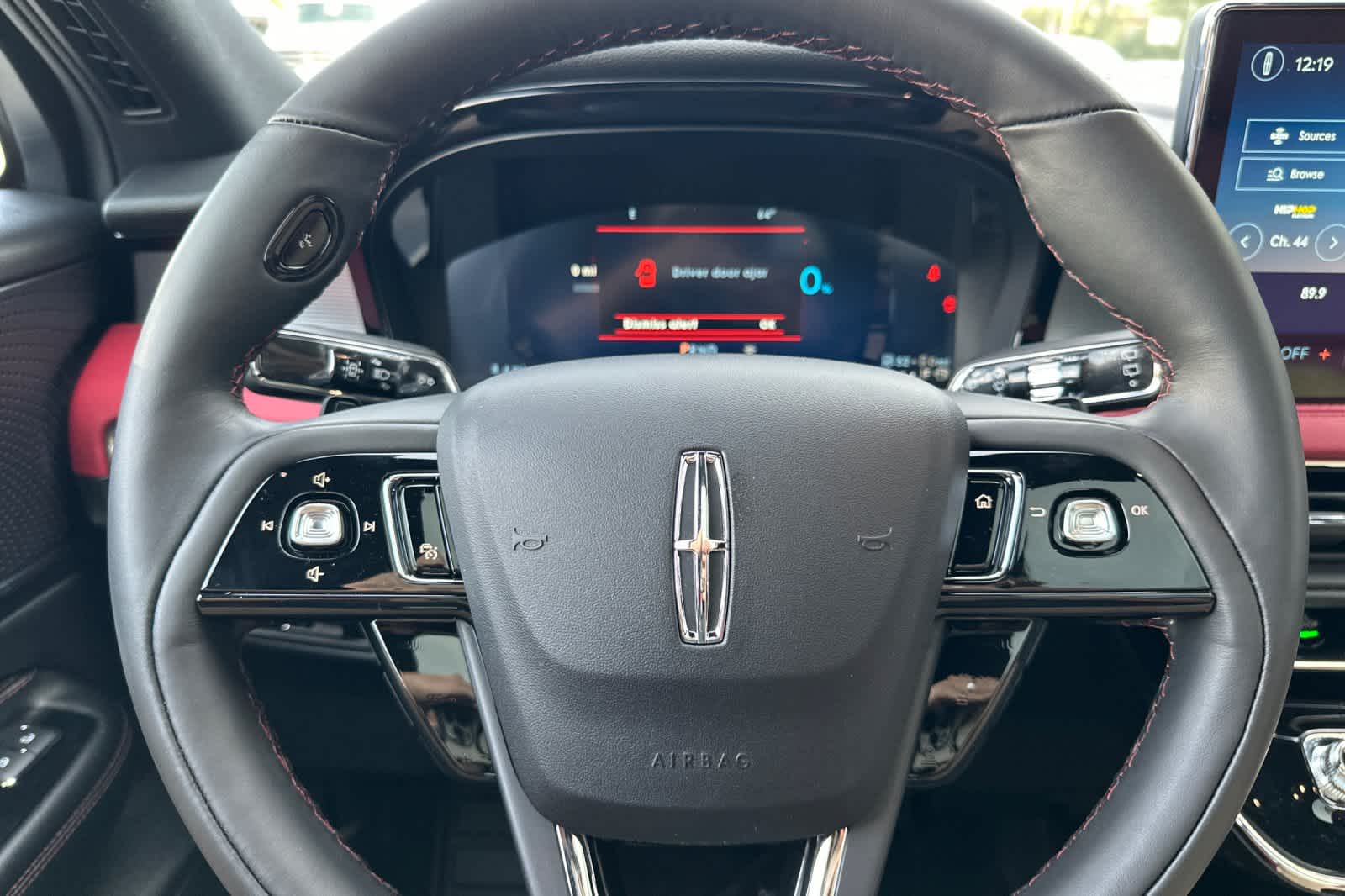 Thumbnail: 2026 Lincoln Corsair - 25