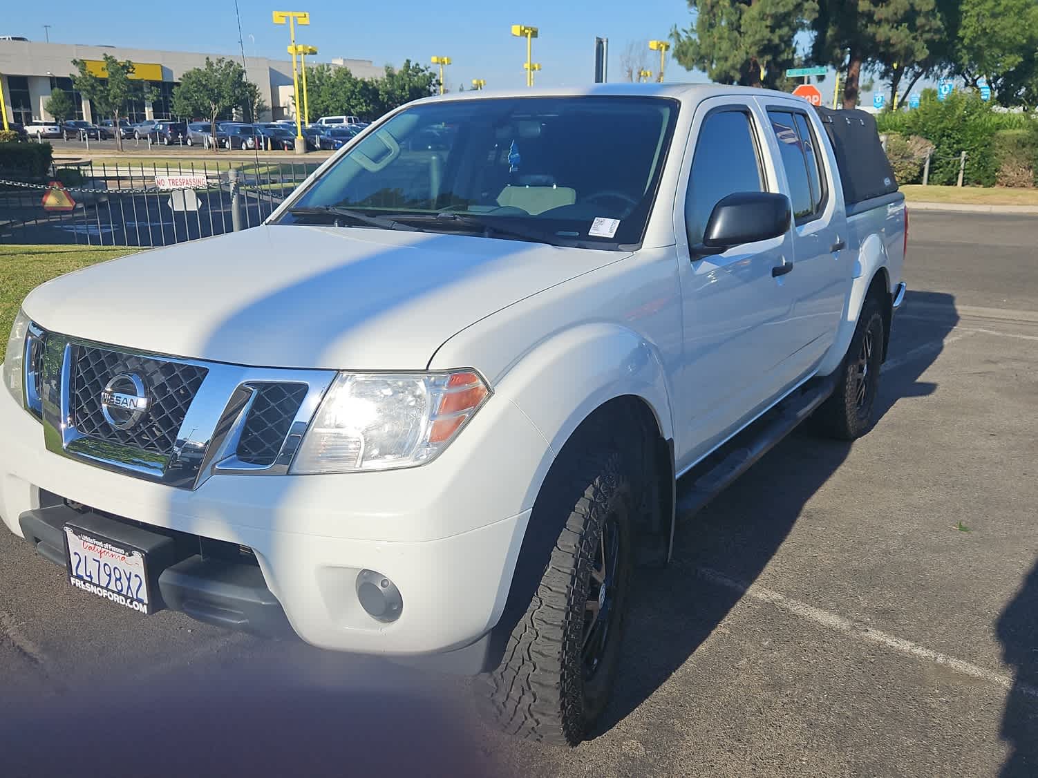 2019 Nissan Frontier 4.0 SV Crew Cab 4X4 AT SWB's photo