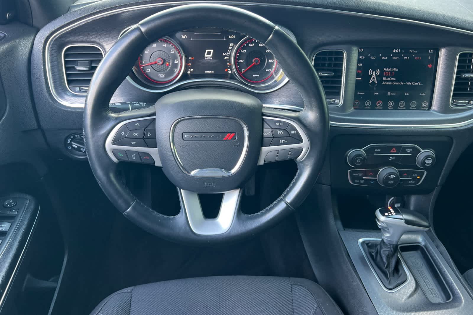 Thumbnail: 2017 Dodge Charger - 14