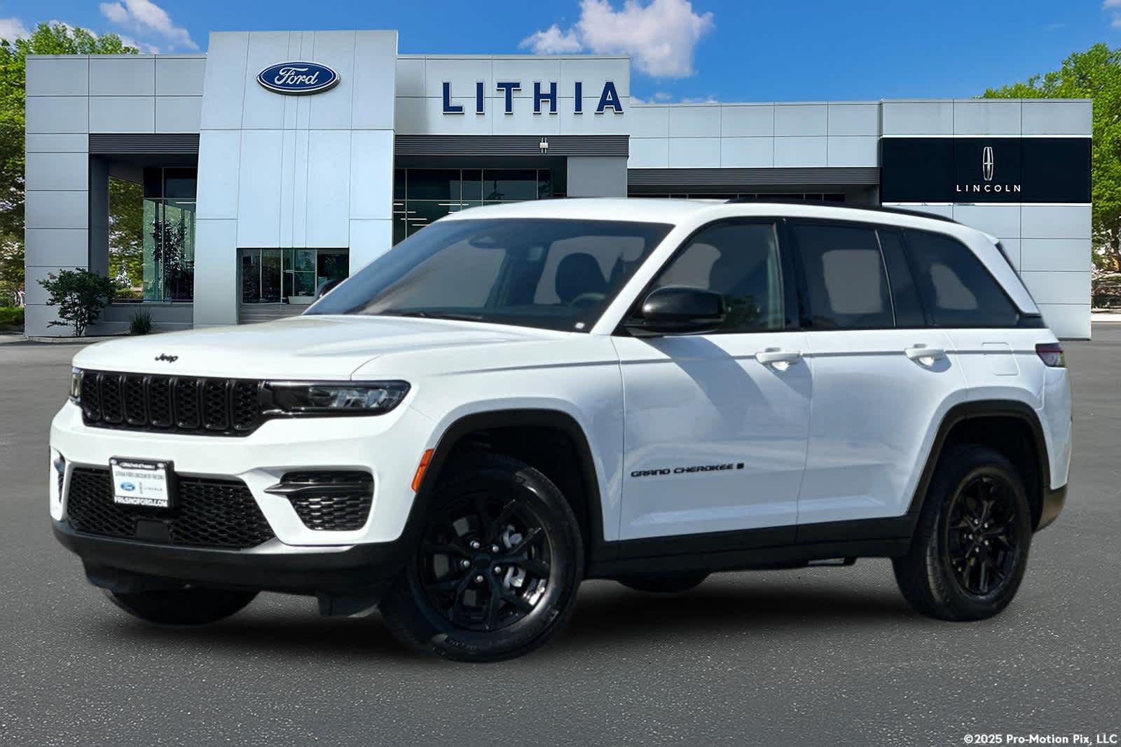 2024 Jeep Grand Cherokee Altitude -
                  Fresno, CA