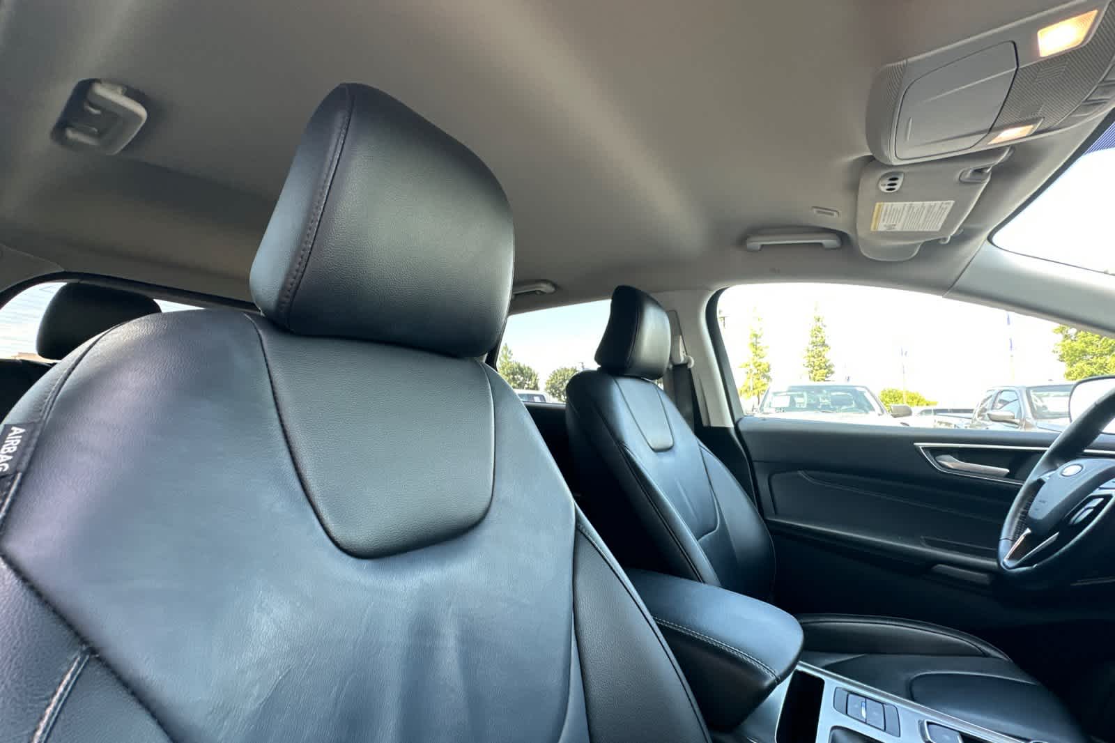 Thumbnail: 2022 Ford Edge - 18