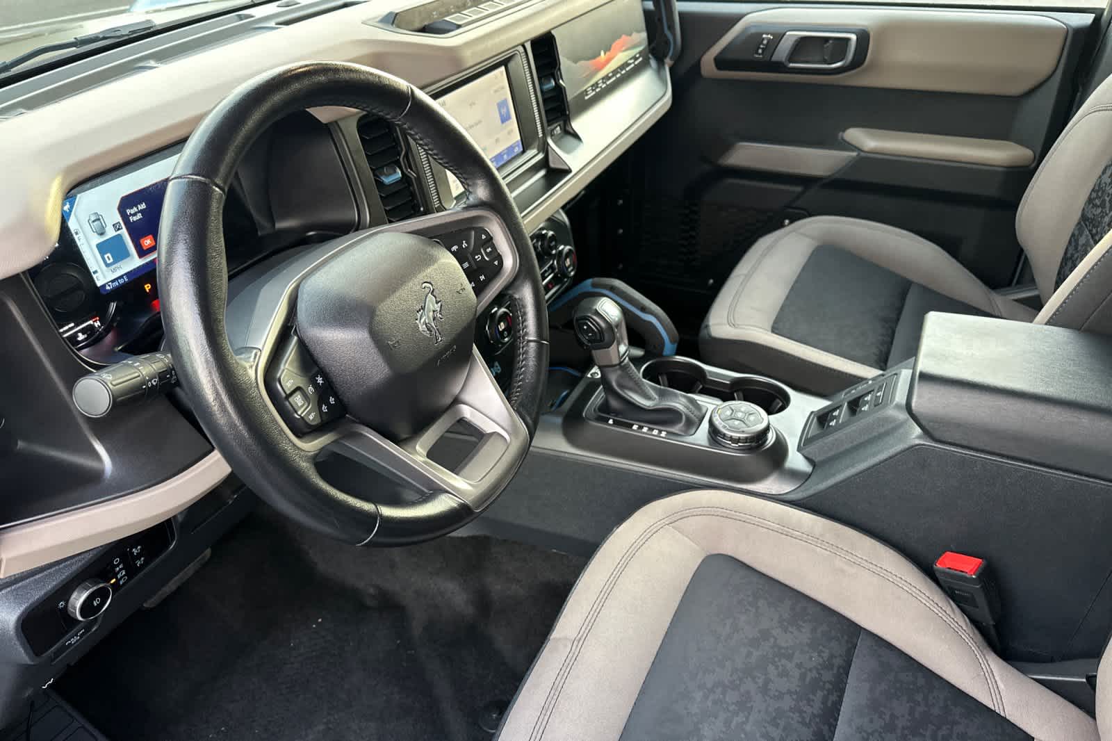 Thumbnail: 2023 Ford Bronco - 12