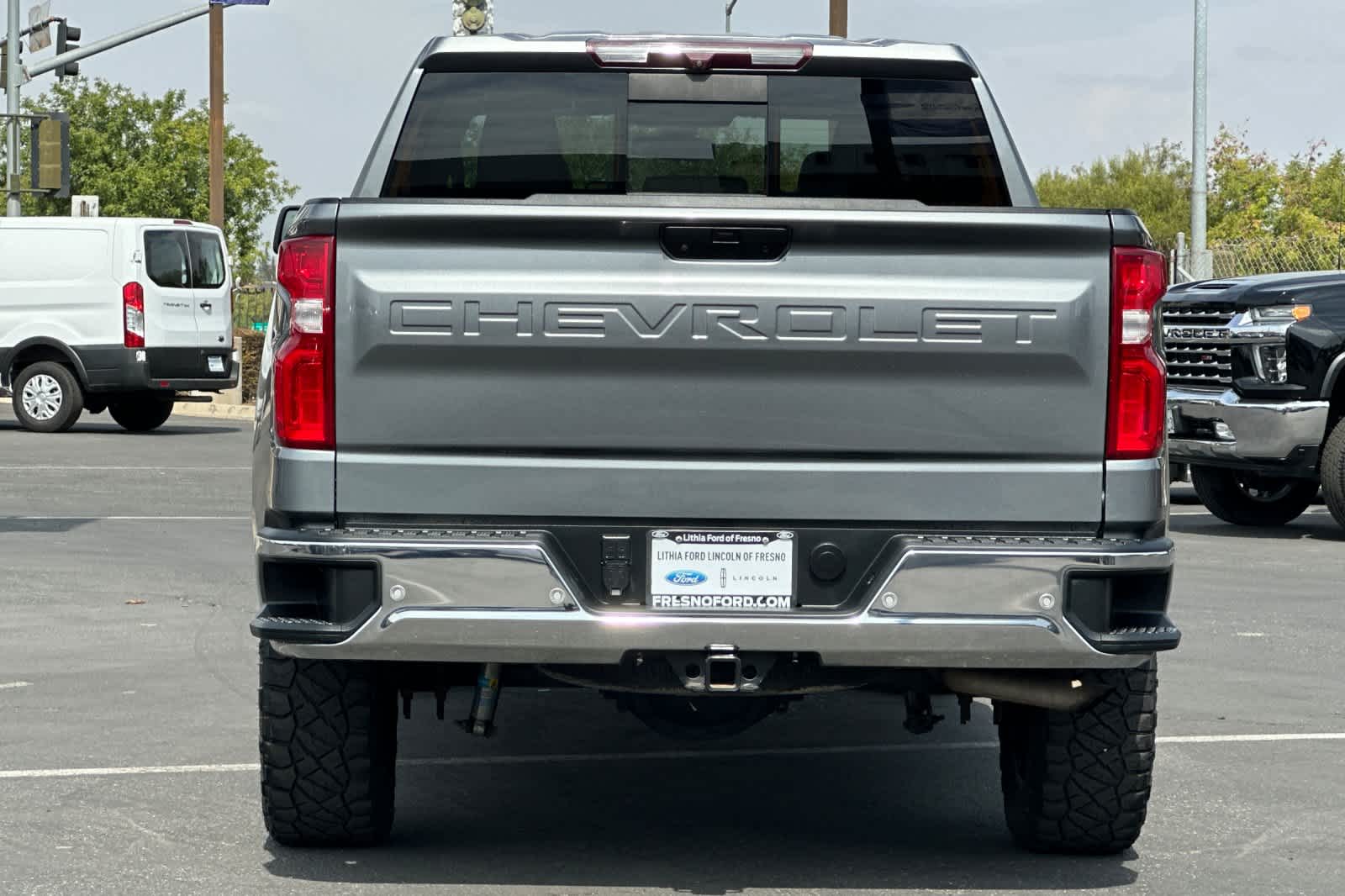 Thumbnail: 2020 Chevrolet Silverado 1500 - 8