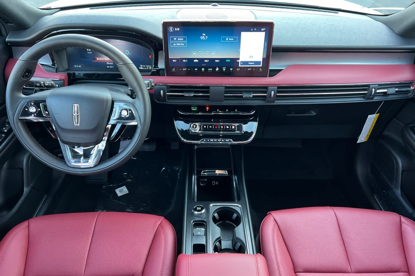 Thumbnail: 2026 Lincoln Corsair - 3