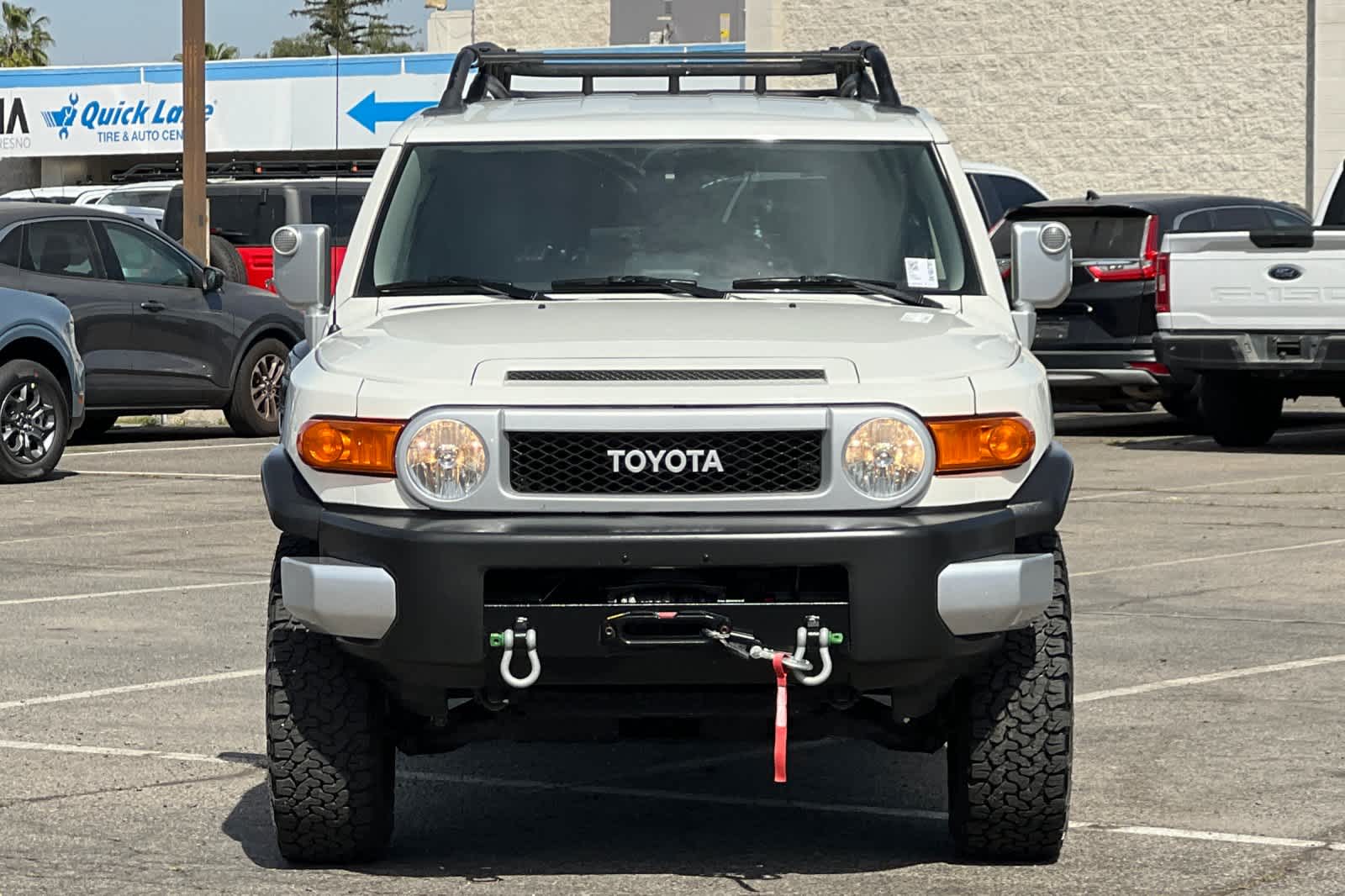 Thumbnail: 2013 Toyota FJ Cruiser - 10