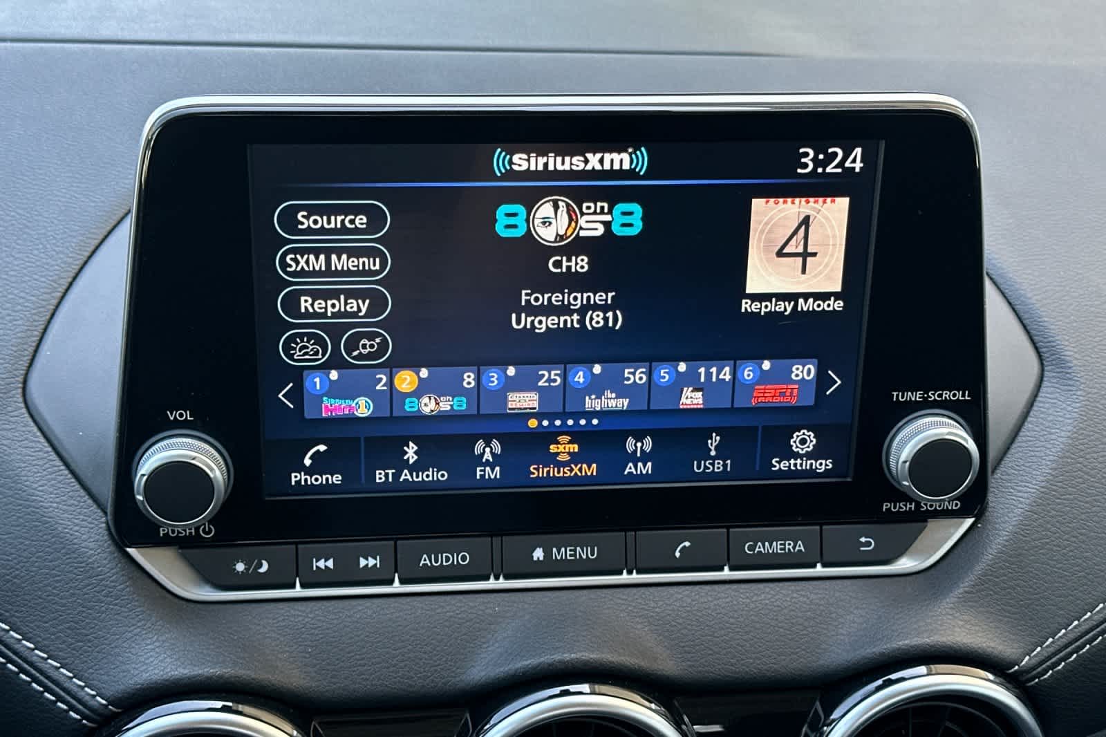 2023 Nissan Sentra SV 18