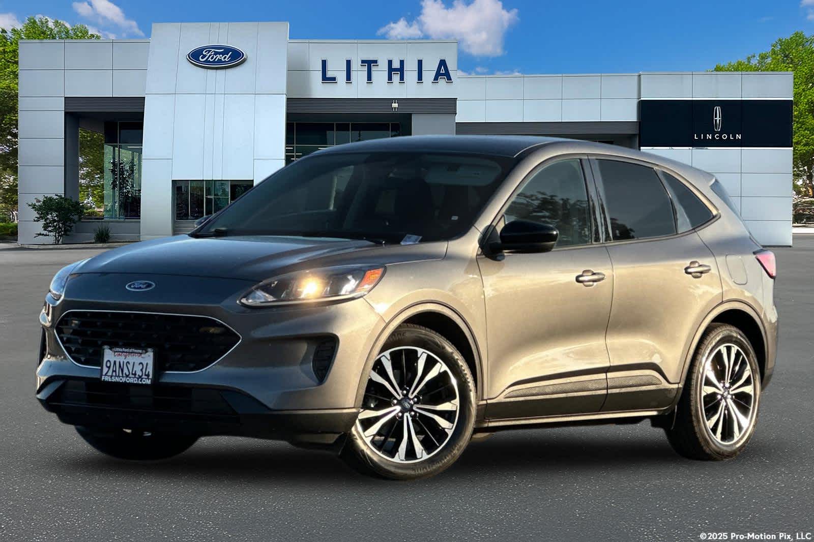 Thumbnail: 2022 Ford Escape - 1