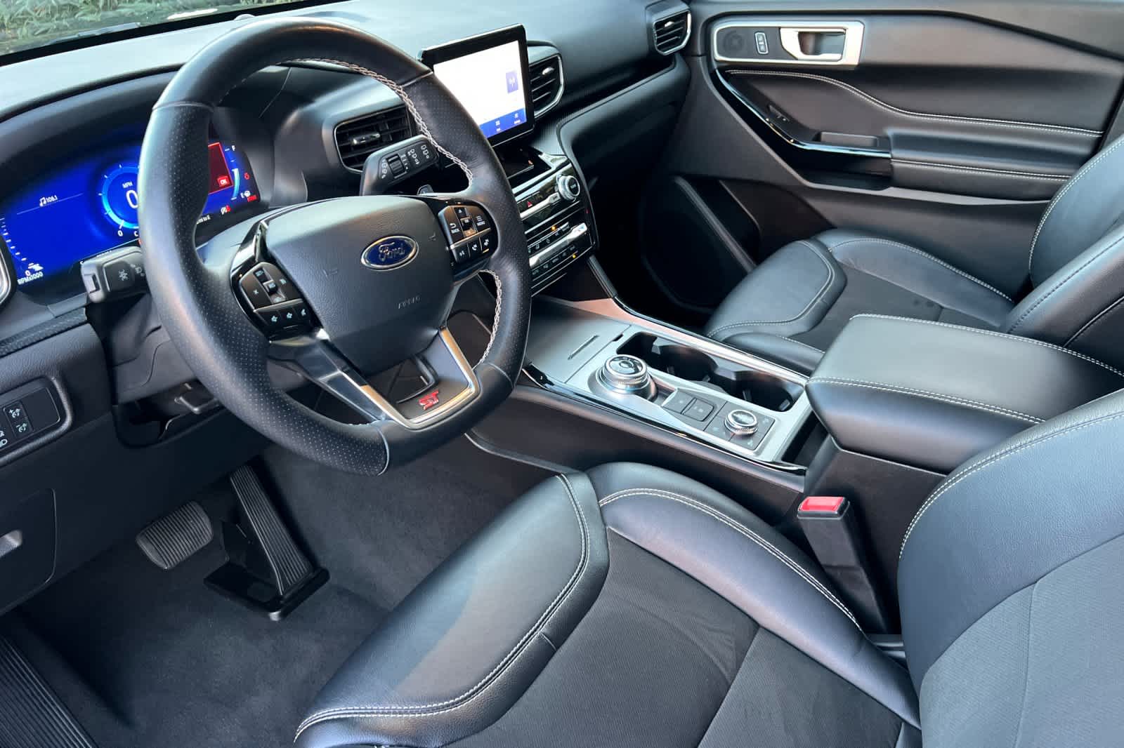 Thumbnail: 2022 Ford Explorer - 12