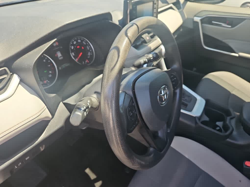 Thumbnail: 2021 Toyota RAV4 - 2
