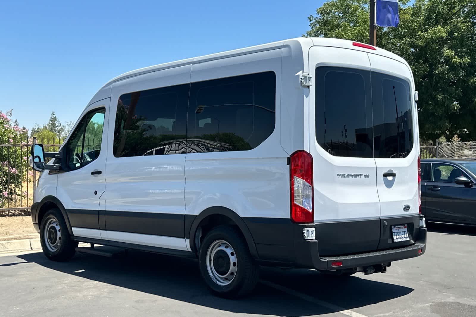 Thumbnail: 2016 Ford Transit Series - 6