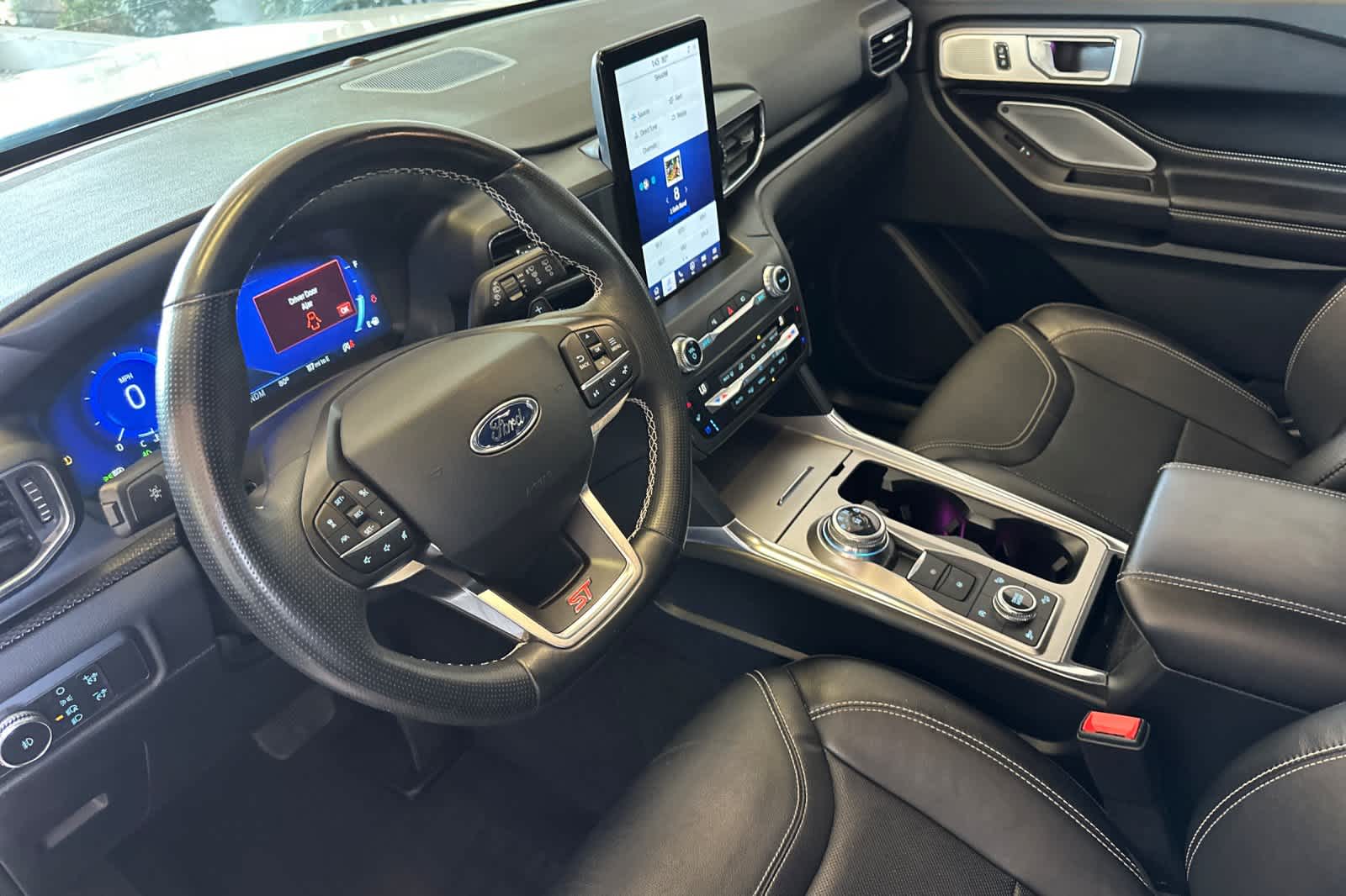 2020 Ford Explorer ST 11