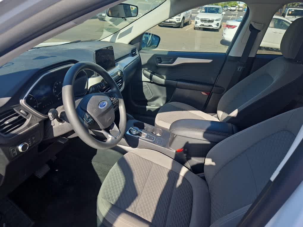 Thumbnail: 2022 Ford Escape - 13
