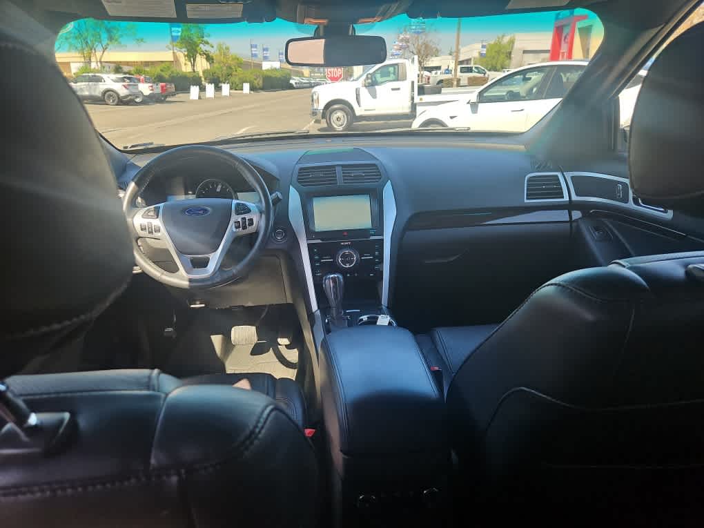 Thumbnail: 2014 Ford Explorer - 11