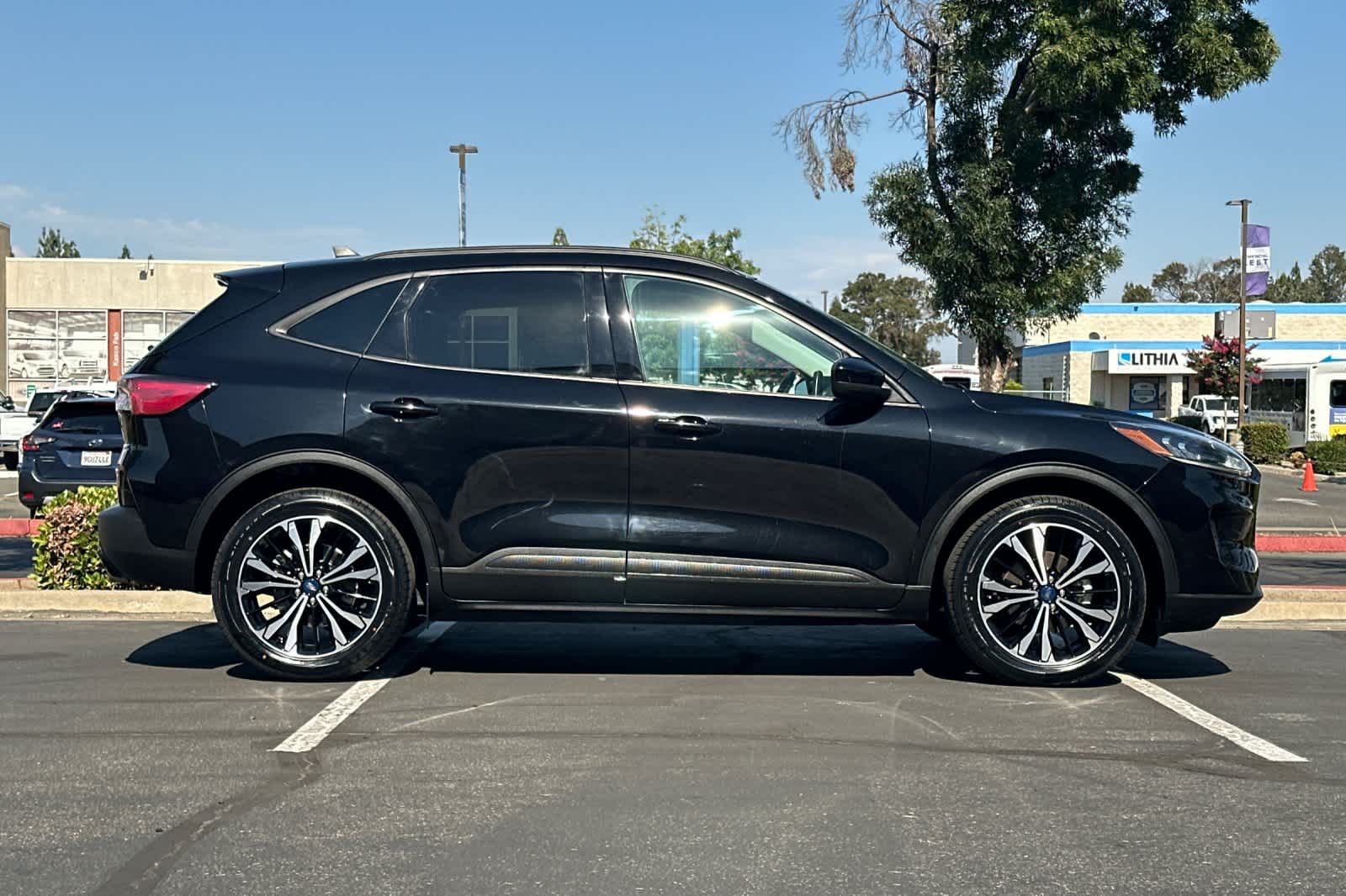 Thumbnail: 2022 Ford Escape - 9
